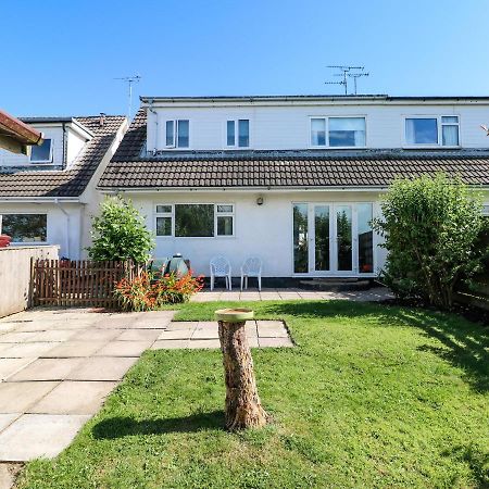 53 St Brides View Villa Хавърфордуест Екстериор снимка
