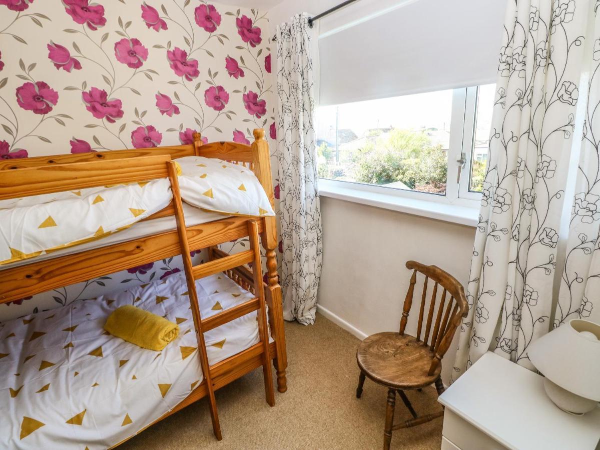 53 St Brides View Villa Хавърфордуест Екстериор снимка